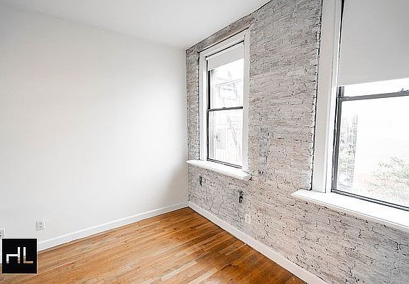 5th image of 254 E 3rd St #30