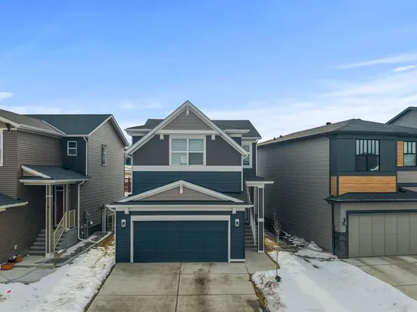 353 E Herron Mews NE, Calgary, AB T3P 1Y7