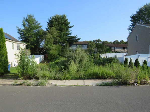 15 Yorktown Ridge Lot #2, Waterbury, CT 06704