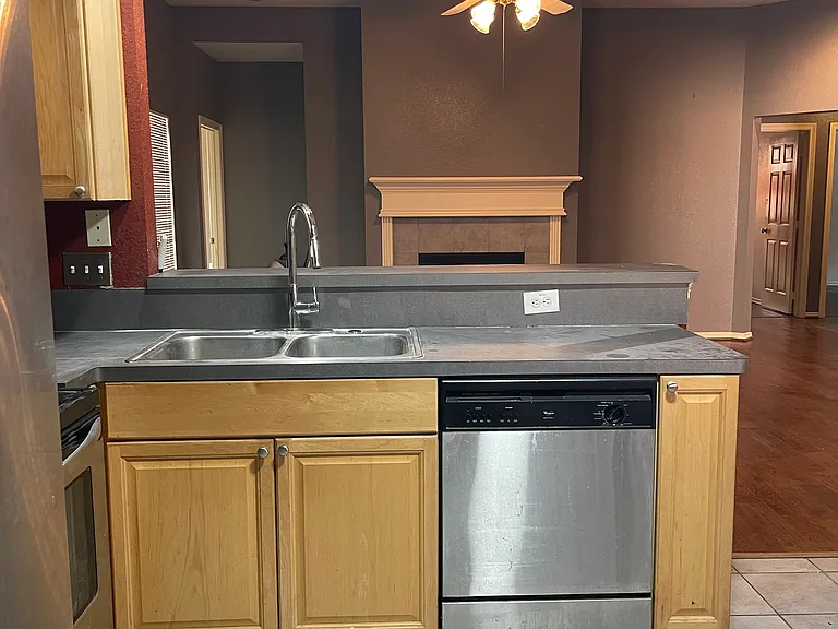 15507 W Little York Rd — Photo 4