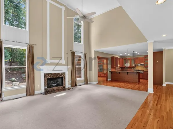 1190 Beacon Hill Xing, Alpharetta, GA 30005