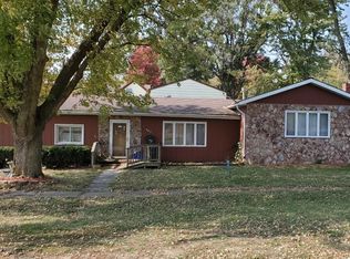 403 Ash St, Deloit, IA 51441