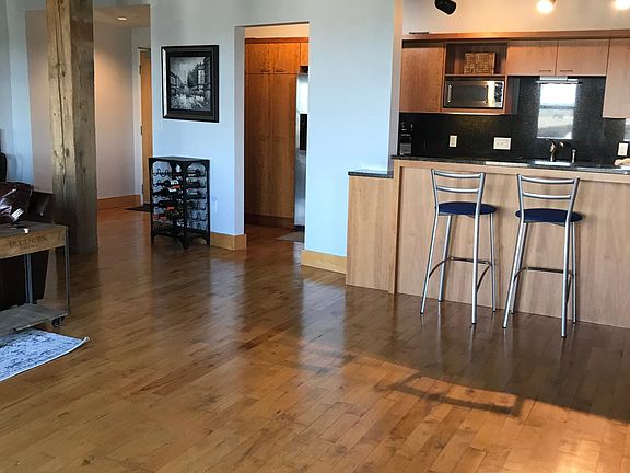 2nd image of 608-105 S 9th St #608
