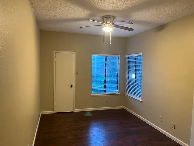 5550 Spring Valley Rd #F15 — Photo 16