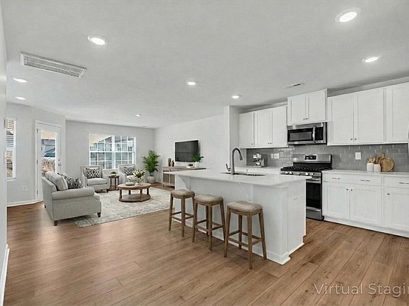 4th image of 515 Brasstown Ct