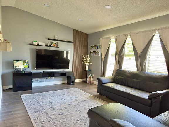 5th image of 5813 Bamford Dr