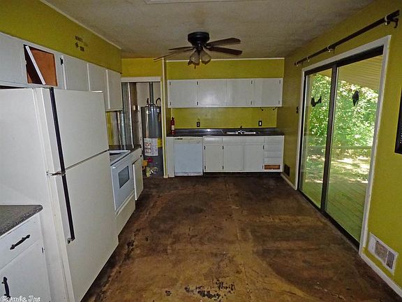5th image of 91 Powhatan Dr