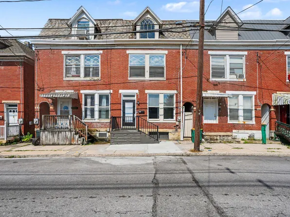 33 S Franklin St, Chambersburg, PA 17201