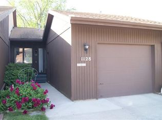 1128 Johnson St, Ames, IA 50010