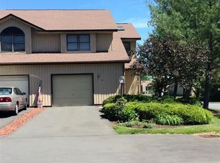 2 Harvard Rd, Watervliet, NY 12189