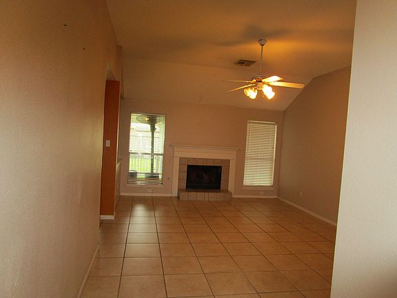 5th image of 19715 Vista Lake Ct