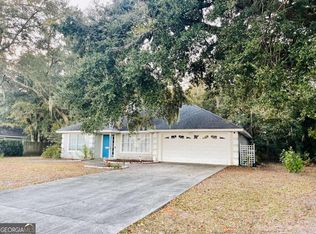 139 Hidden Lakes Dr, Brunswick, GA 31525