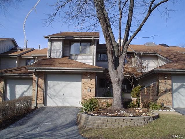 1st image of 629 Painted Vista Dr