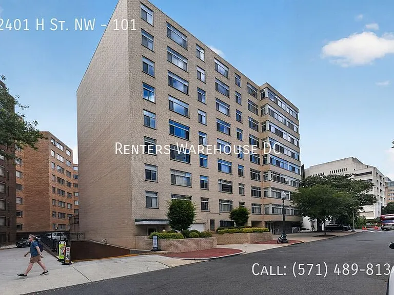 2401 H St NW #101 — Photo 16