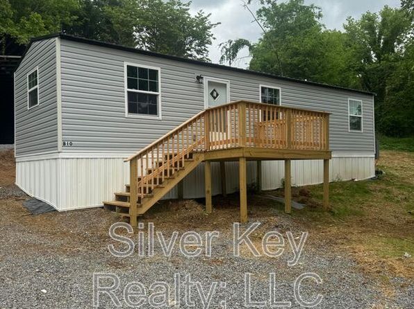 1004 S Jackson St #B10, Athens, TN 37303