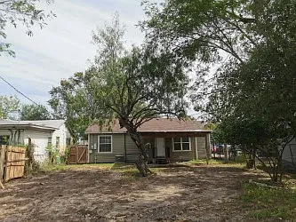 1014 W Buchanan St — Photo 13