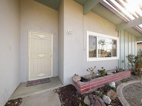 3rd image of 3216 Hughes Ln