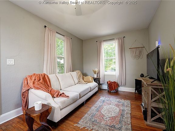 5th image of 106 Maryland Ave
