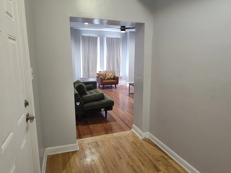 4557 S Wabash Ave #1 — Photo 12