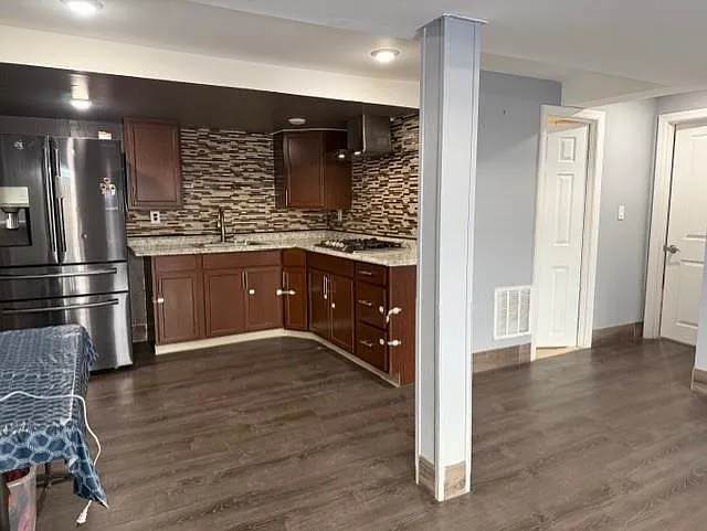Building Photo - 7 Chopin Ct #1B