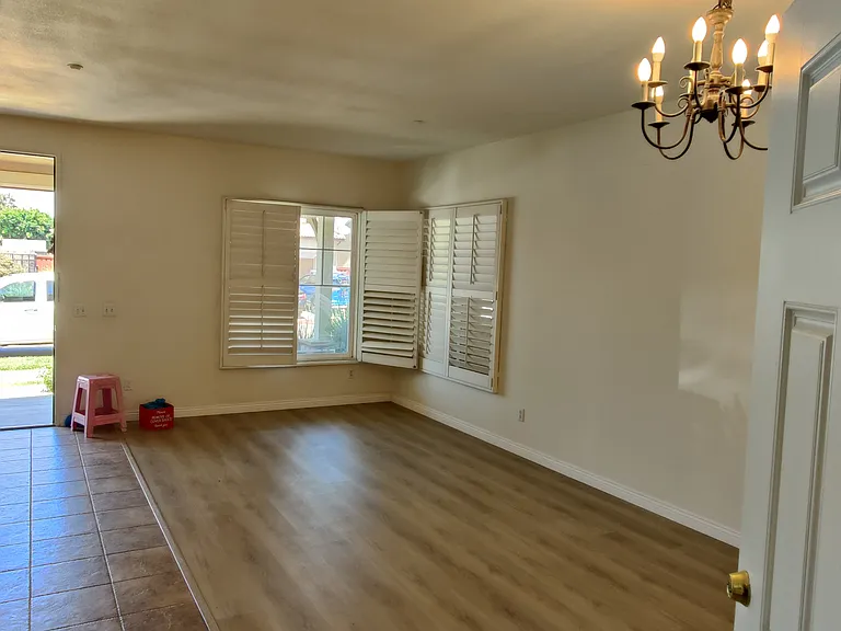1636 Gilliam Ct — Photo 29