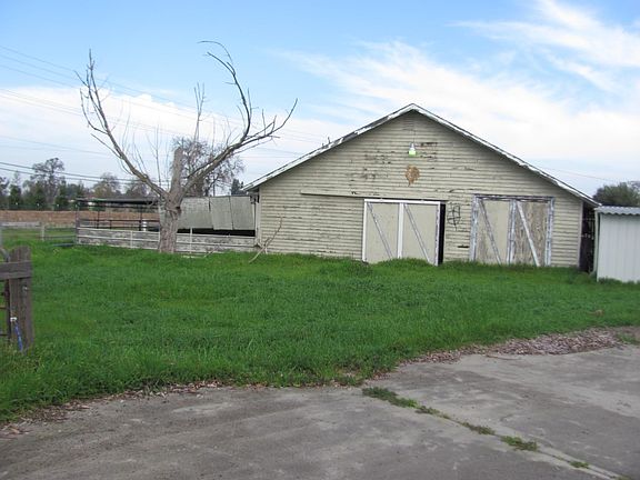 3rd image of 12501 Lee School Cross Rd