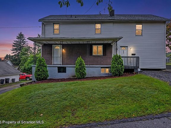 2nd image of 1037 Seneca St