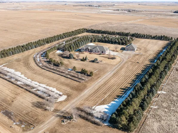 3505 66th St NE, Bismarck, ND 58503