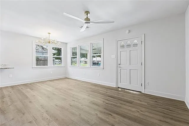 325 N Bengal Rd — Photo 4