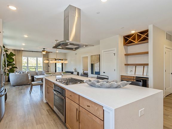 5th image of 1953 1st Ave NE #406