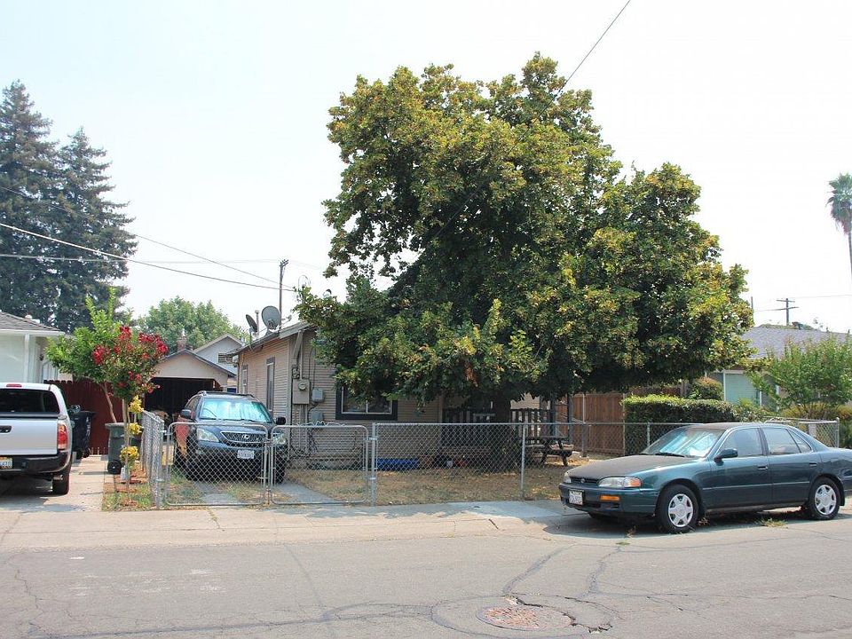 1st image of 3609 37th St