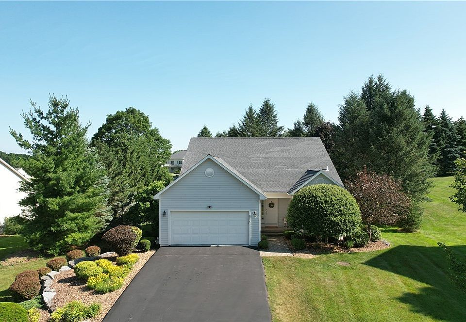 1st image of 6114 Bay Hill Cir