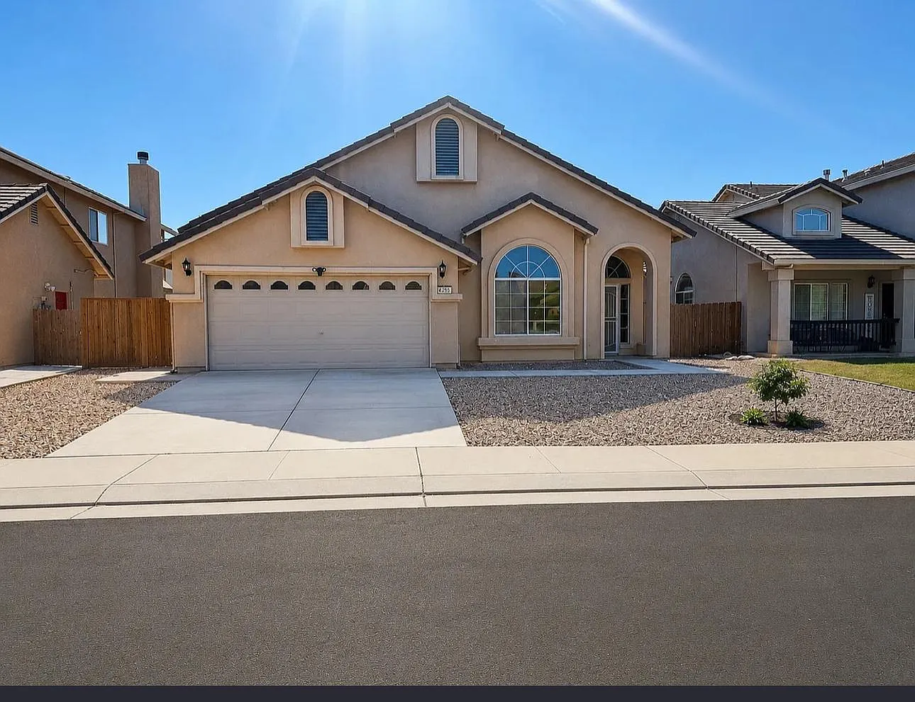3 bed, 1798 sqft, $2,600 — Photo 1