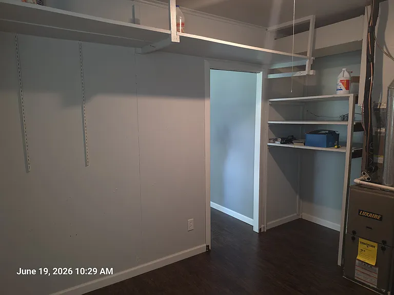 814 Josephine St — Photo 7
