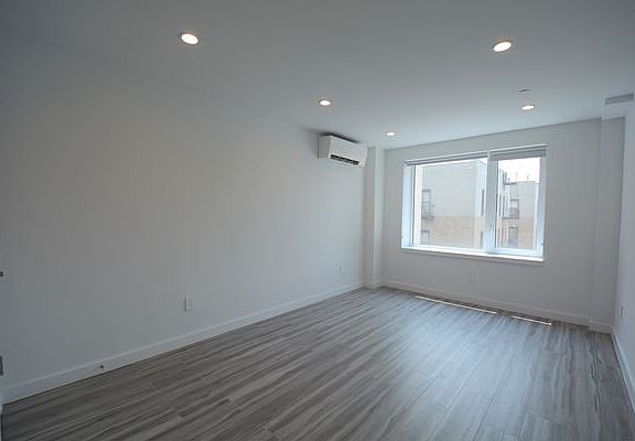 3rd image of 152 W 140th St APT 5A