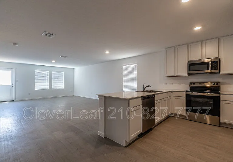 3338 Gingham Point — Photo 6
