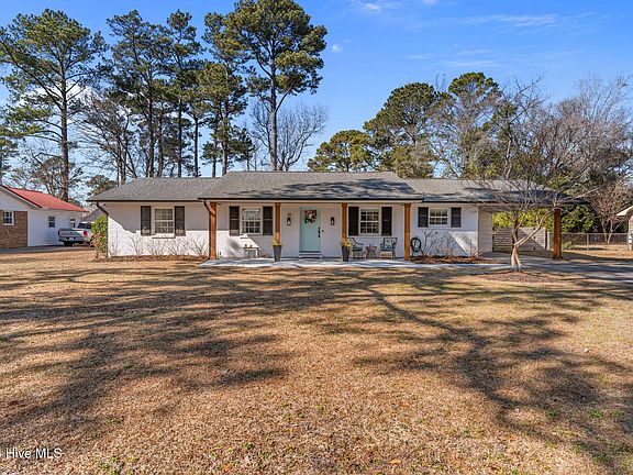 4th image of 113 Wellington Drive