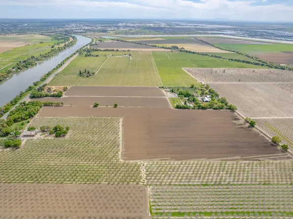 20660 Old River Rd, West Sacramento, CA 95691