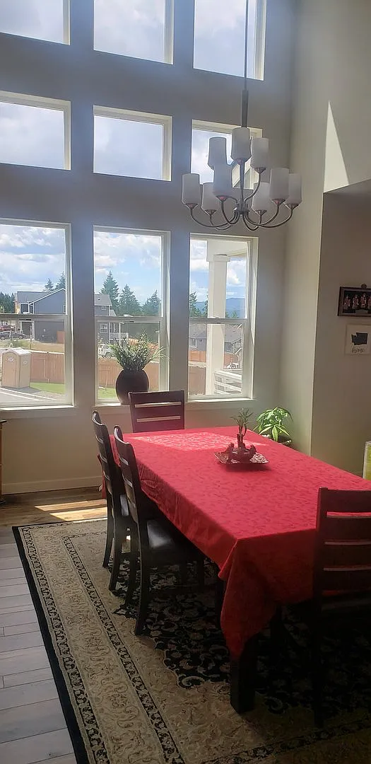 4 Bedroom Silverdale Home — Photo 3