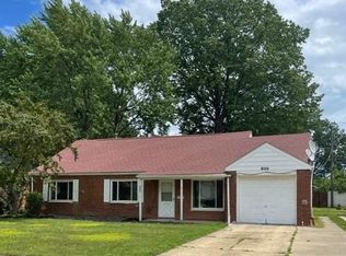 609 Birch Dr, Euclid, OH 44132