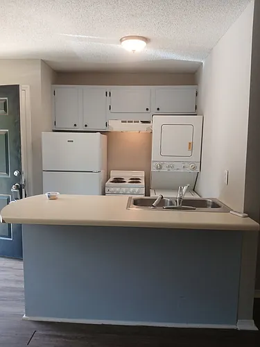 117 Cedar Dr #D Photo 1