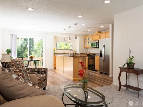 33717 40th Court SW, Federal Way, WA 98023