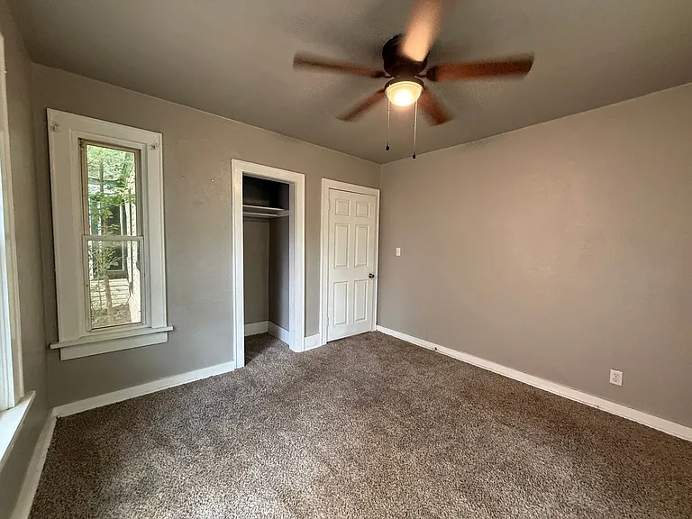 2432 NW 12th St — Photo 12