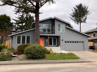 282 Allen Ln, Brookings, OR 97415