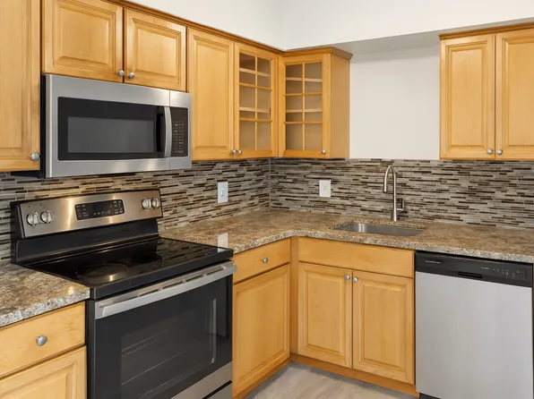 17431 Hoskinson Rd, Poolesville, MD 20837