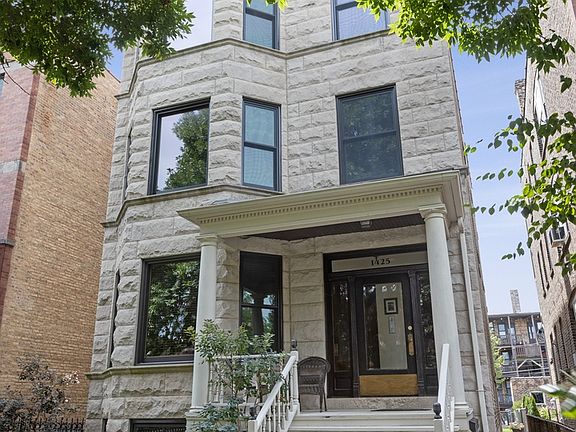 3rd image of 1425 W Carmen Ave #G