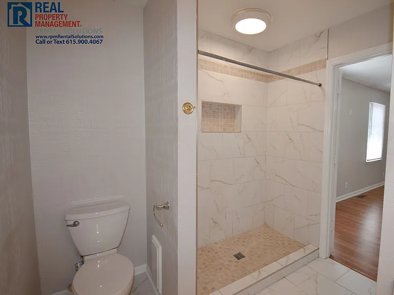 1818 Lexington Trce — Photo 22
