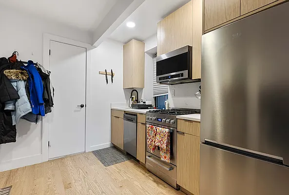 Rented by Dalan Rentals | media 6