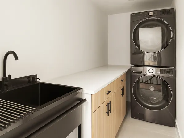 952a Greene Avenue image 14 of 28