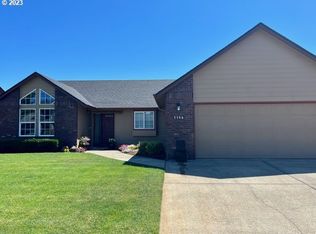 1196 S Pine St, Canby, OR 97013